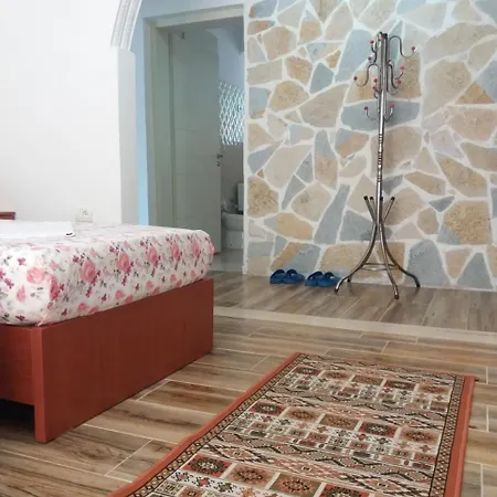 Ajni Bed and Breakfast *