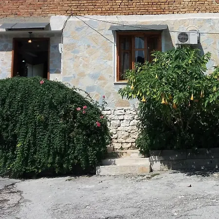 Ajni Bed & Breakfast Berat